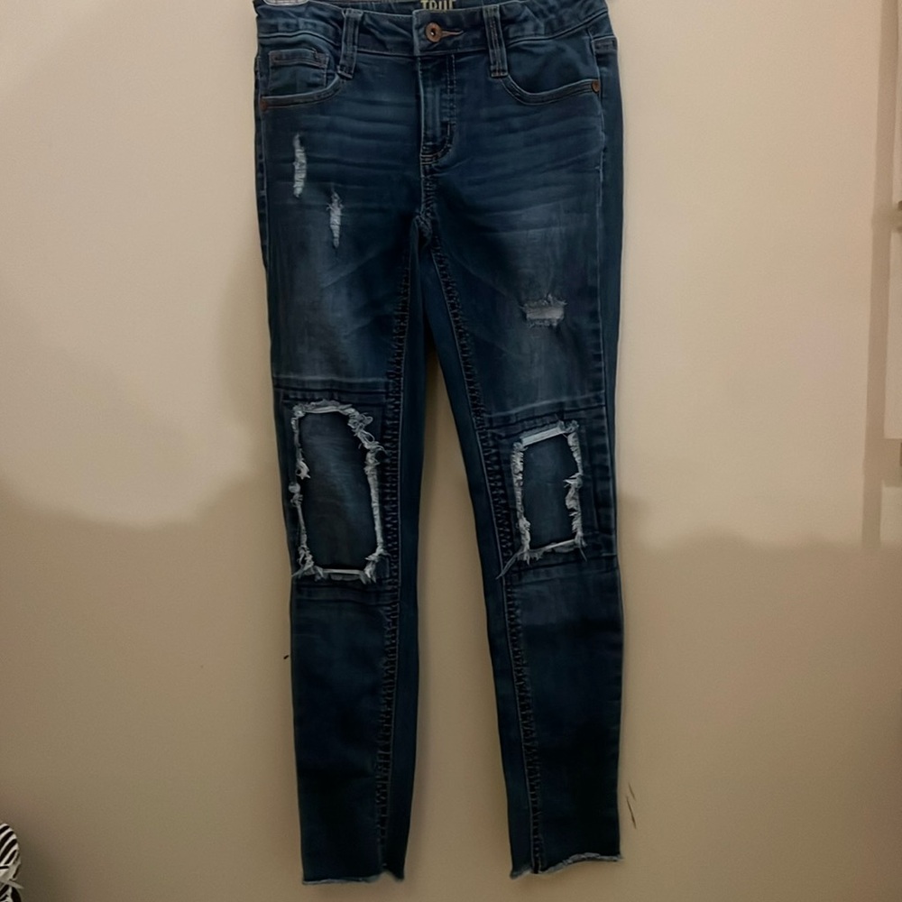girls ripped jeans, size 10